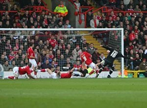 Images Dated 15th November 2008: Bristol City vs. Nottingham Forest: A Football Rivalry - 08-09 Season
