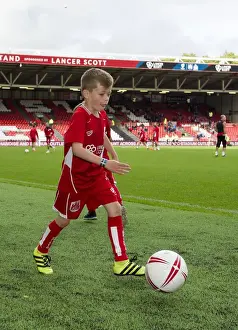 Bristol City vs. Nottingham Forest: A Championship Showdown at Ashton Gate Stadium (October 2016)