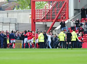 Nottingham Forest V Bristol City Prints: Bristol City vs. Nottingham Forest: A Football Rivalry - The Epic Clash (Season 08-09)