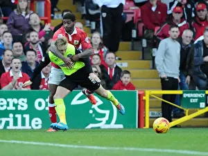 Bristol City vs Oldham Athletic: Mark Little Fouls Joseph Mills (Sky Bet League One)