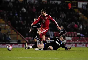 Framed Print : Bristol City vs Portsmouth: A Season to Remember - 2010-11 Football Showdown Framed Print : Bristol City vs Portsmouth: A Season to Remember - 2010-11 Football Showdown