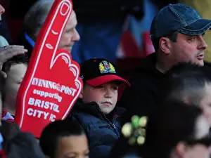 Bristol City V Preston North End Prints: Bristol City vs Preston North End: 2010-11 Football Showdown - Season 10-11