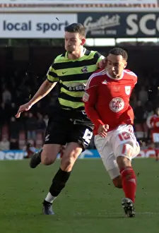 Framed Print : Bristol City vs Scunthorpe United: A Football Showdown - Season 10-11 Framed Print : Bristol City vs Scunthorpe United: A Football Showdown - Season 10-11