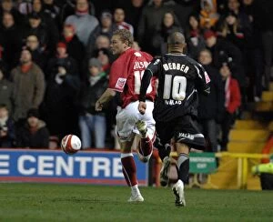 Images Dated 29th October 2008: Bristol City vs Sheffield United: A Fierce Clash from the 08-09 Season