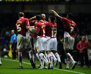 Images Dated 28th November 2009: Bristol City vs Sheffield United: A Football Rivalry Unfolds - 09-10 Season Showdown