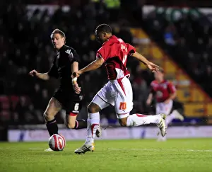 Framed Print : Bristol City vs Sheffield United: A Football Showdown - Season 09-10 Framed Print : Bristol City vs Sheffield United: A Football Showdown - Season 09-10