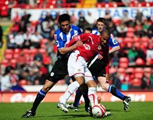 Images Dated 25th April 2009: Bristol City vs Sheffield Wednesday: A Football Rivalry from the 08-09 Season