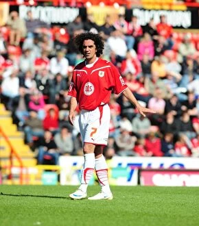 Images Dated 25th April 2009: Bristol City vs Sheffield Wednesday: A Football Rivalry Unfolds - 08-09 Season