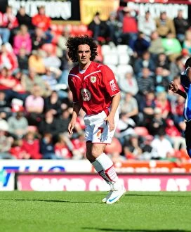 Images Dated 25th April 2009: Bristol City vs. Sheffield Wednesday: Clash of the Championship Titans (Season 8-9)