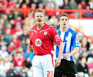 Images Dated 25th April 2009: Bristol City vs Sheffield Wednesday: Clash of the Championship Titans (Season 8-9)