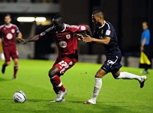 Images Dated 10th August 2010: Bristol City vs. Southend United: Season 10-11 Football Showdown