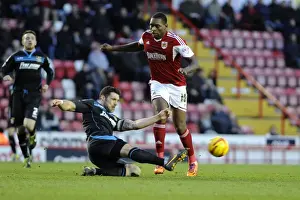 Bristol City vs Stevenage: Jay Emmanuel-Thomas Tackled in Sky Bet League One Clash