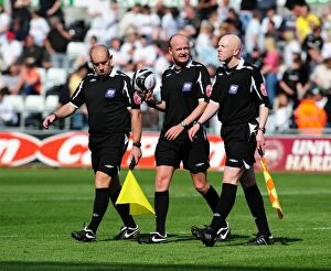 Images Dated 18th April 2009: Bristol City vs. Swansea: A Football Rivalry - Season 08-09