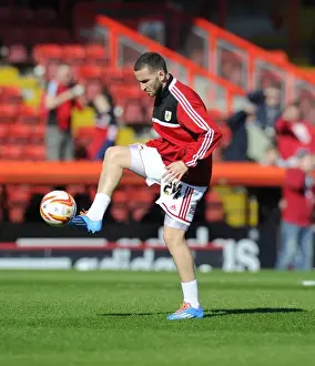 Bristol City V Swindon Town Prints: Bristol City vs Swindon Town: Martin Paterson in Action at Ashton Gate, 2014