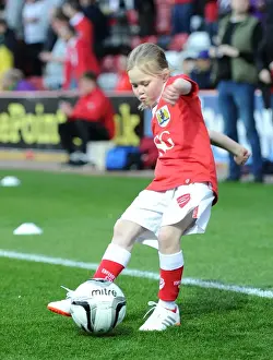Bristol City vs Swindon Town Rivalry: A Football Showdown at Ashton Gate Stadium - 8 April 2015