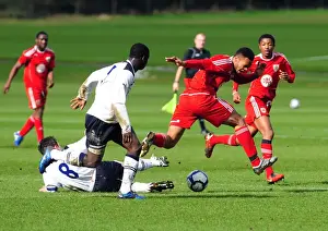 Bristol City U18 V Spurs U18 Prints: Bristol City vs. Tottenham Hotspur: A Glimpse into the Future Stars (Season 10-11) - U18 Clash