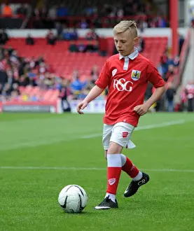 Bristol City V Walsall Prints: Bristol City vs Walsall: Showdown at Ashton Gate - May 2015 (Sky Bet League One)