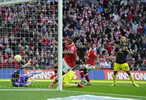 Bristol City Wins Johnstone's Paint Trophy: Mark Little Scores the Decisive Goal at Wembley