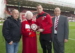 Bristol City's Aaron Wilbraham Receives Top Scorer Award vs. Walsall (May 2015)