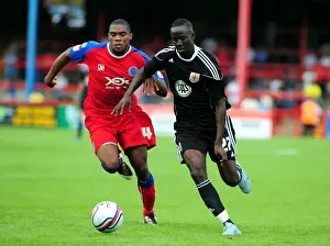 Framed Print : Bristol Citys Albert Adomah battles for the ball with Aldershots Manny Panther Framed Print : Bristol Citys Albert Adomah battles for the ball with Aldershots Manny Panther