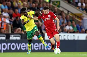 Bristol City's Callum O'Dowda Outruns Norwich City's Alexander Tettey during Sky Bet Championship Match