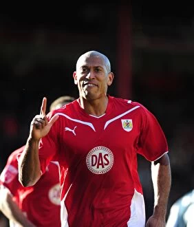 Bristol City V West Bromwich Albion Collection: Bristol City's Chris Iwelumo Scores Dramatic Equalizer Against West Bromwich Albion in