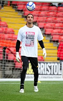 Bristol City V Sheffield Wednesday Prints: Bristol City's David James Honors Joanna Yeates in FA Cup Warm-Up with T-Shirt Displaying £50