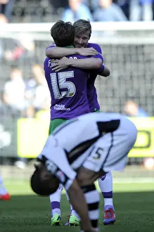 Bristol City's Dramatic Win: Elliott and Freeman Rejoice as Thompson Disappointed (Notts County vs)