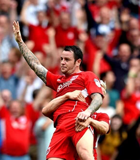 Images Dated 27th August 2016: Bristol City's Euphoric Moment: Lee Tomlin's Goal vs. Aston Villa (27/08/2016)