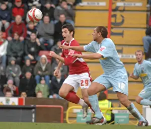 Framed Print : Bristol City's Ivan Sproule in Action Against Colchester United Framed Print : Bristol City's Ivan Sproule in Action Against Colchester United