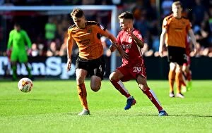 Images Dated 8th April 2017: Bristol City's Jamie Paterson Outmaneuvers Wolverhampton Wanderers David Edwards in Championship