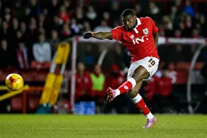 Framed Print : Bristol City's Jay Emmanuel-Thomas Scores in Johnstones Paint Trophy Final Leg Against Gillingham