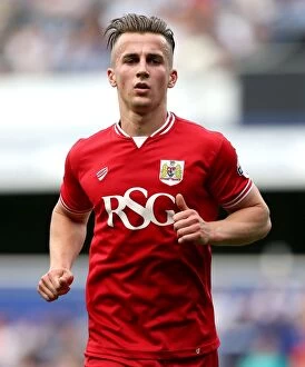 Images Dated 7th May 2016: Bristol City's Joe Bryan in Action Against Queens Park Rangers, May 2016