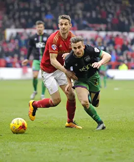 Framed Print : Bristol City's Joe Bryan Dribbles Past Nottingham Forest's Chris Cohen