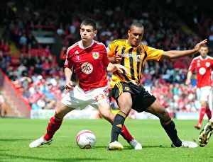 Bristol City's Joe Edwards Makes Full Debut: A Battle for the Ball vs. Hull City (07/05/2011, Championship)