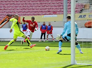 Bristol City's Jonathan Kodjia Scores the Winning Goal Against Huddersfield Town in Sky Bet Championship Match at Ashton Gate Stadium (30/04/2016)