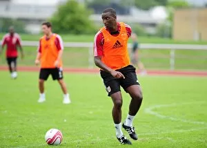 Images Dated 19th July 2010: Bristol Citys Kalifa Cisse