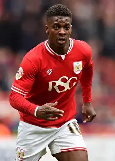 Framed Print : Bristol City's Kieran Agard in Action against Huddersfield Town, 2016