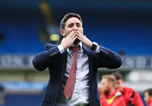 Framed Print : Bristol City's Lee Johnson Celebrates Promotion to Championship Title Framed Print : Bristol City's Lee Johnson Celebrates Promotion to Championship Title