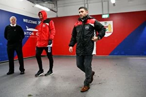 Images Dated 31st January 2017: Bristol City's Lee Johnson Leads Out Team vs Sheffield Wednesday