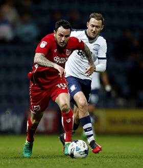 Images Dated 4th April 2017: Bristol City's Lee Tomlin Charges Forward Against Preston North End, Sky Bet Championship, 2017