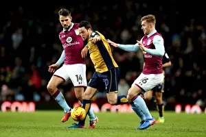 Bristol City's Lee Tomlin Scores Past Aston Villa's Bree and Hourihane - Sky Bet Championship