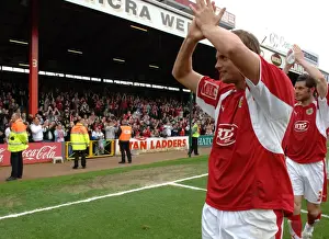 Bristol City V Preston North End Prints: Bristol City's Lee Trundle in Action Against Preston North End