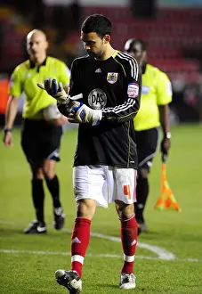 Bristol City's Liam Fontaine Steps Up: Replacing David James in Goal After Red Card vs. Middlesbrough (Championship, 15/01/2011)