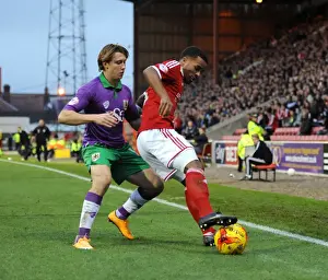 Framed Print : Bristol City's Luke Freeman Chases Down Swindon Town's Nathan Byrne in Sky Bet League One Clash