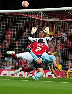 Bristol City's Marvin Elliott Fails to Score: Championship Showdown Between Bristol City and Hull City, 24/09/2011