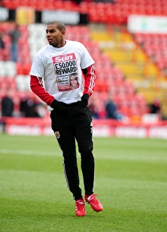 Bristol City V Sheffield Wednesday Prints: Bristol City's Marvin Elliott Promotes Sun's £50
