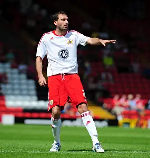 Framed Print : Bristol City's New Signing Nicky Hunt in Action against Blackpool, Championship Match, Ashton Gate Stadium, 2010