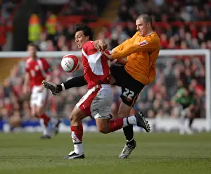 Bristol City's Nick Carle Fights for Possession Against Hull City