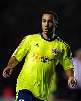 Images Dated 30th December 2011: Bristol City's Nicky Maynard in Championship Action Against Southampton - 30/12/2011